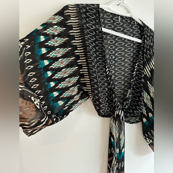 Vintage sheer pattern top - Picture 3 of 4